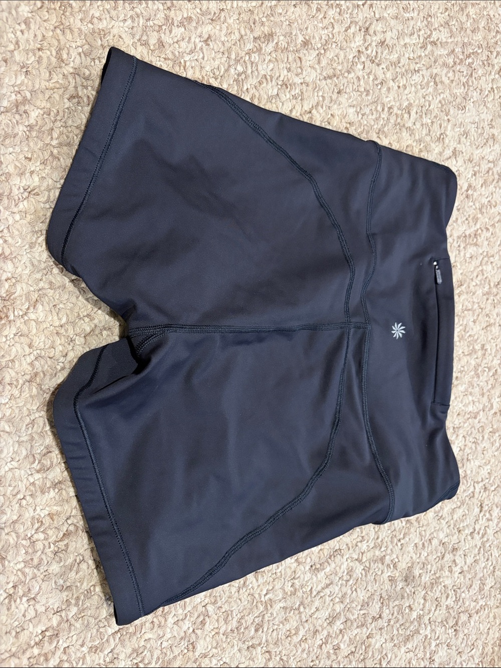 Athleta Spandex 4” Bike Shorts w Pocket
